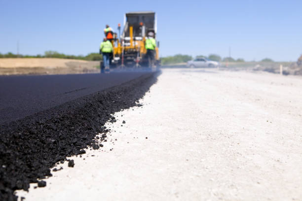 Best Asphalt Driveway Paving in Clanton, AL